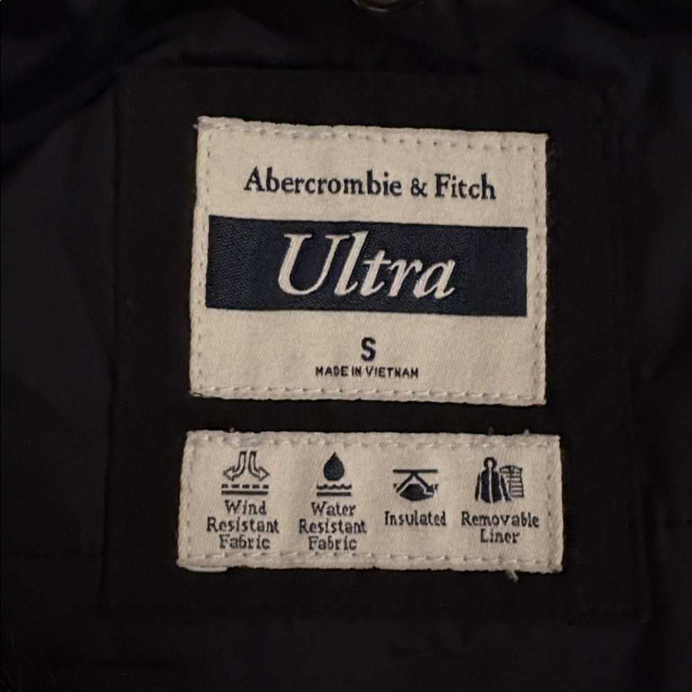 Abercrombie and Fitch Ultra 3-in-1 Parka - Picture 8 of 8